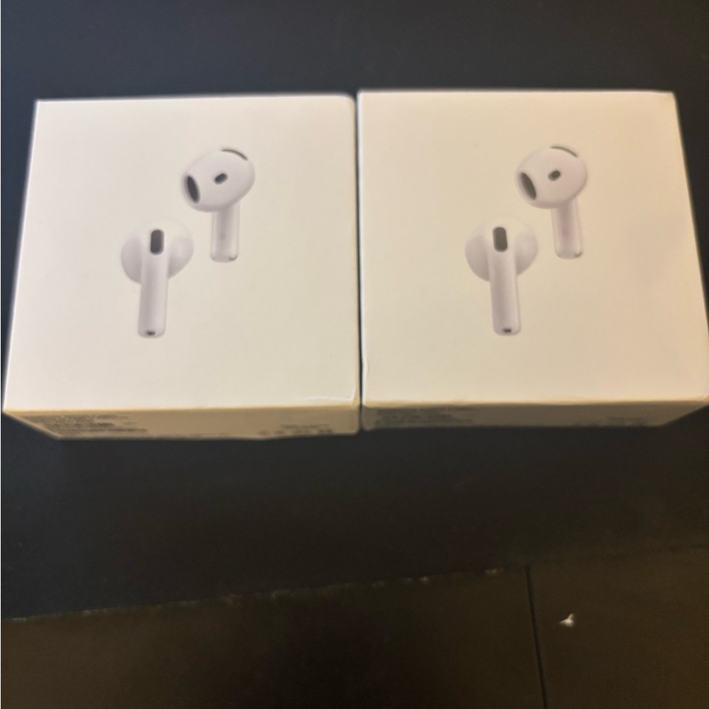 Apple AirPods 4s